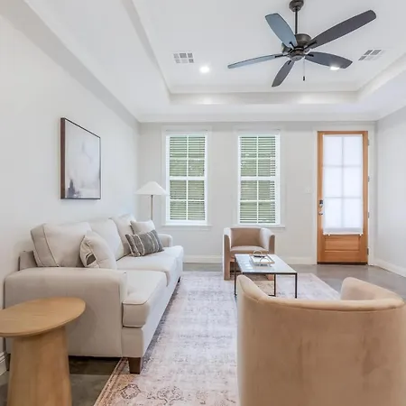 Charming Cottage Built In 2019 Lafayette Exterior photo