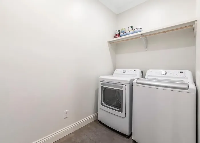 Charming Cottage Built In 2019