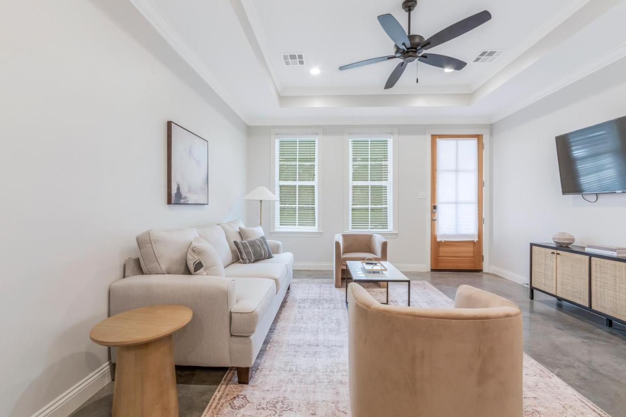 Ferienhaus Charming Built In 2019 *